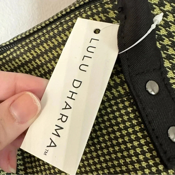 Lulu Dharma Green & Black Houndstooth Frasier Weekender Zip-Up Bag NWT - Picture 5 of 9